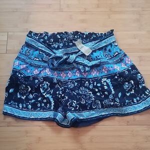 Loft petite shorts